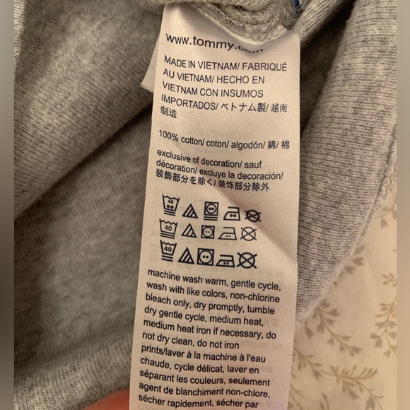 Tommy Hilfiger Longsleeve top - Picture 3 of 3